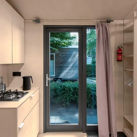 Apartment Wiesenhaus: Wohnen Im Tiny House Direkt Am Rhein Köln