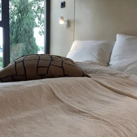 Apartment Wiesenhaus: Wohnen Im Tiny House Direkt Am Rhein