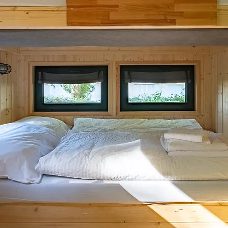Apartment Wiesenhaus: Wohnen Im Tiny House Direkt Am Rhein Köln